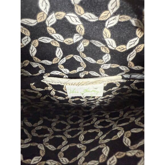 Vera Bradley Camelia Hipster Crossbody Bag Quilted Black Gray Flower Pattern - Picture 8 of 14